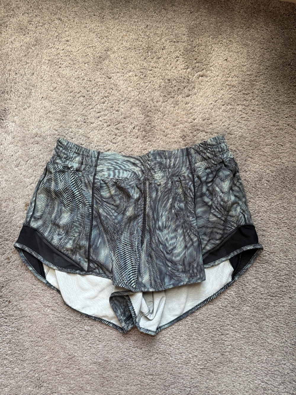 Women’s Performance Running Shorts - Green Marble Print